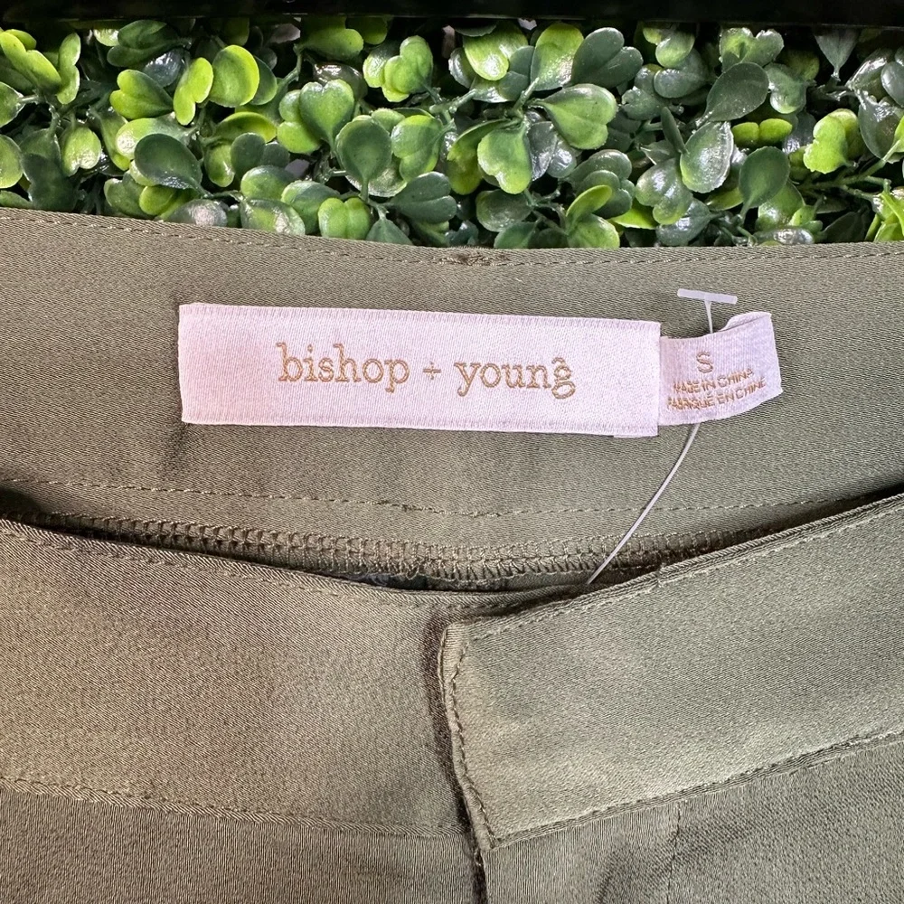 NWOT Anthropologie‎ bishop + young olive green Silky Bermuda Shorts